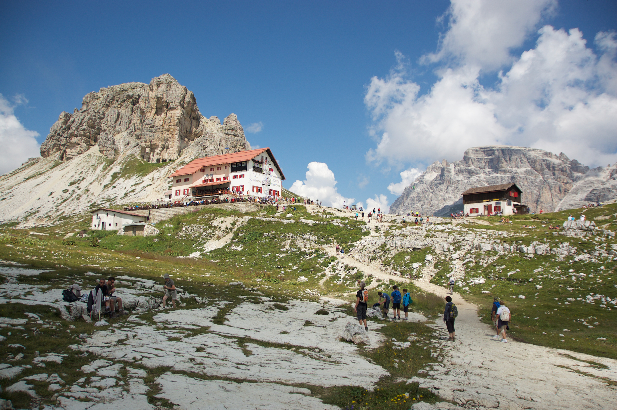 NIKON CORPORATION NIKON D40, 18mm, 1/2500s, f/3.5, ISO 200