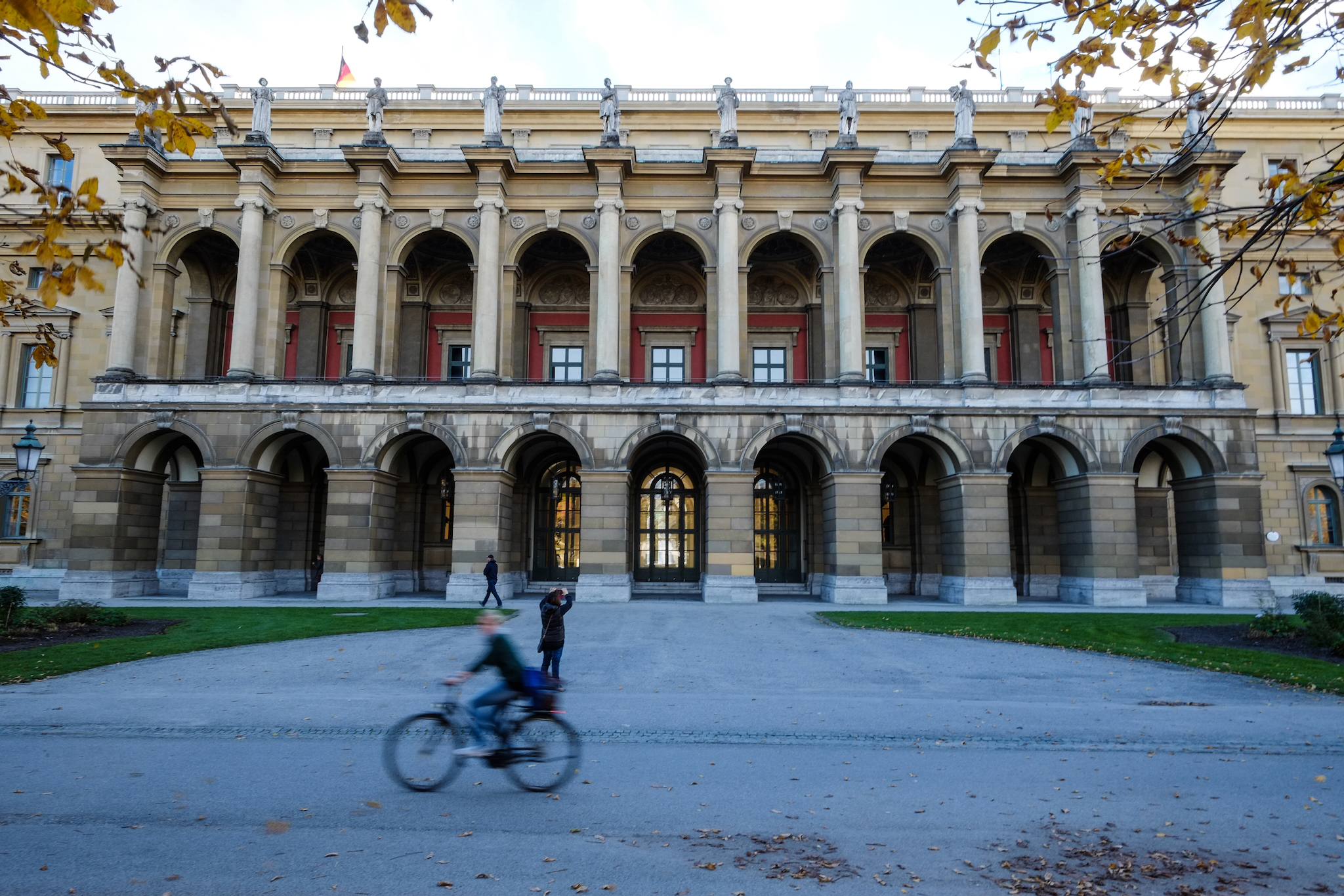 FUJIFILM X-E1, 14mm, 1/30s, f/13.0, ISO 400